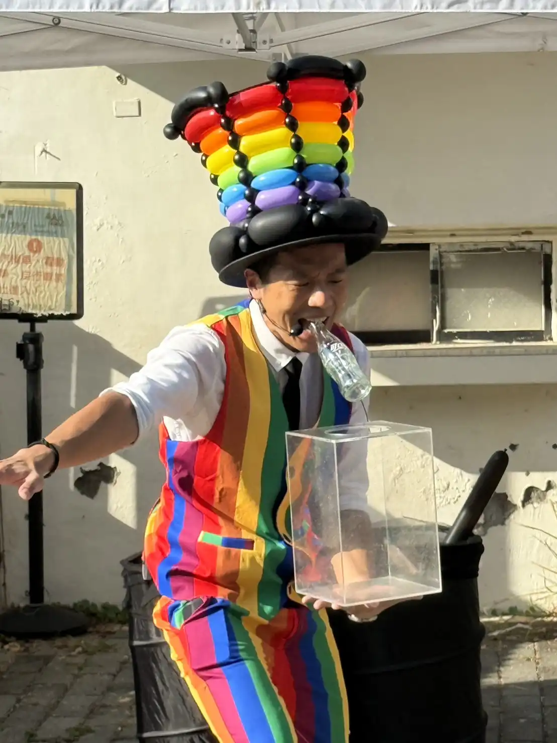 台中后里氣球表演 可樂瓶爆破魔術特技演出