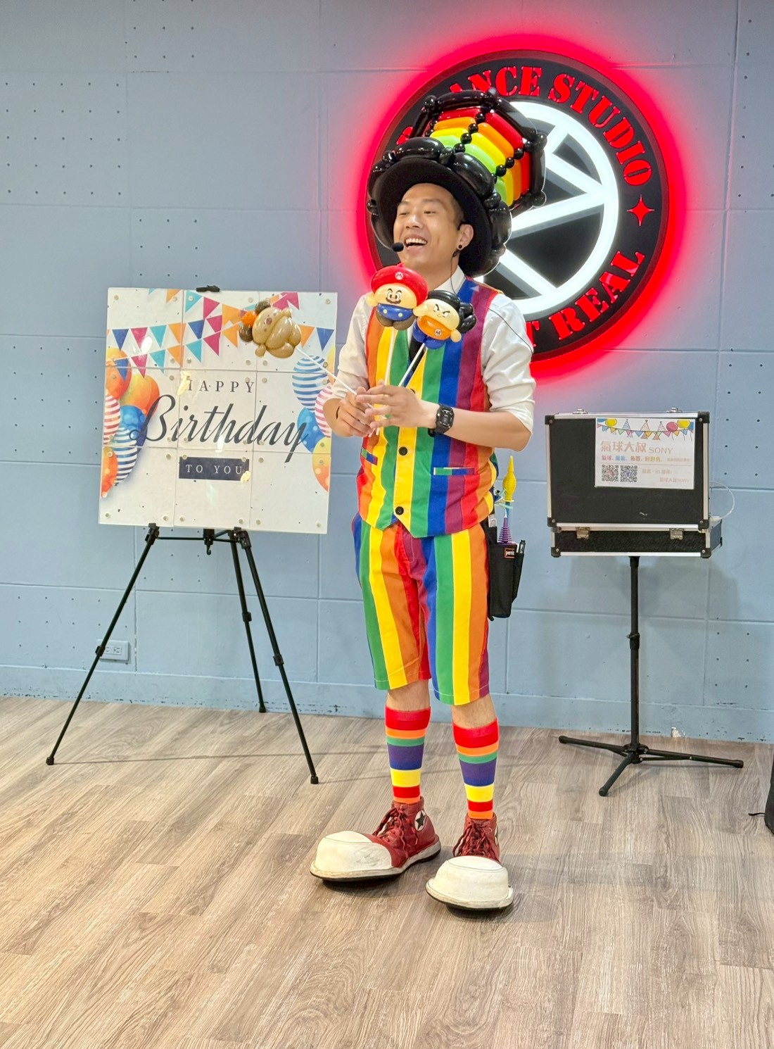 台北生日派對魔術師，井字遊戲預言成真的 Happy Birthday 完整預言背板